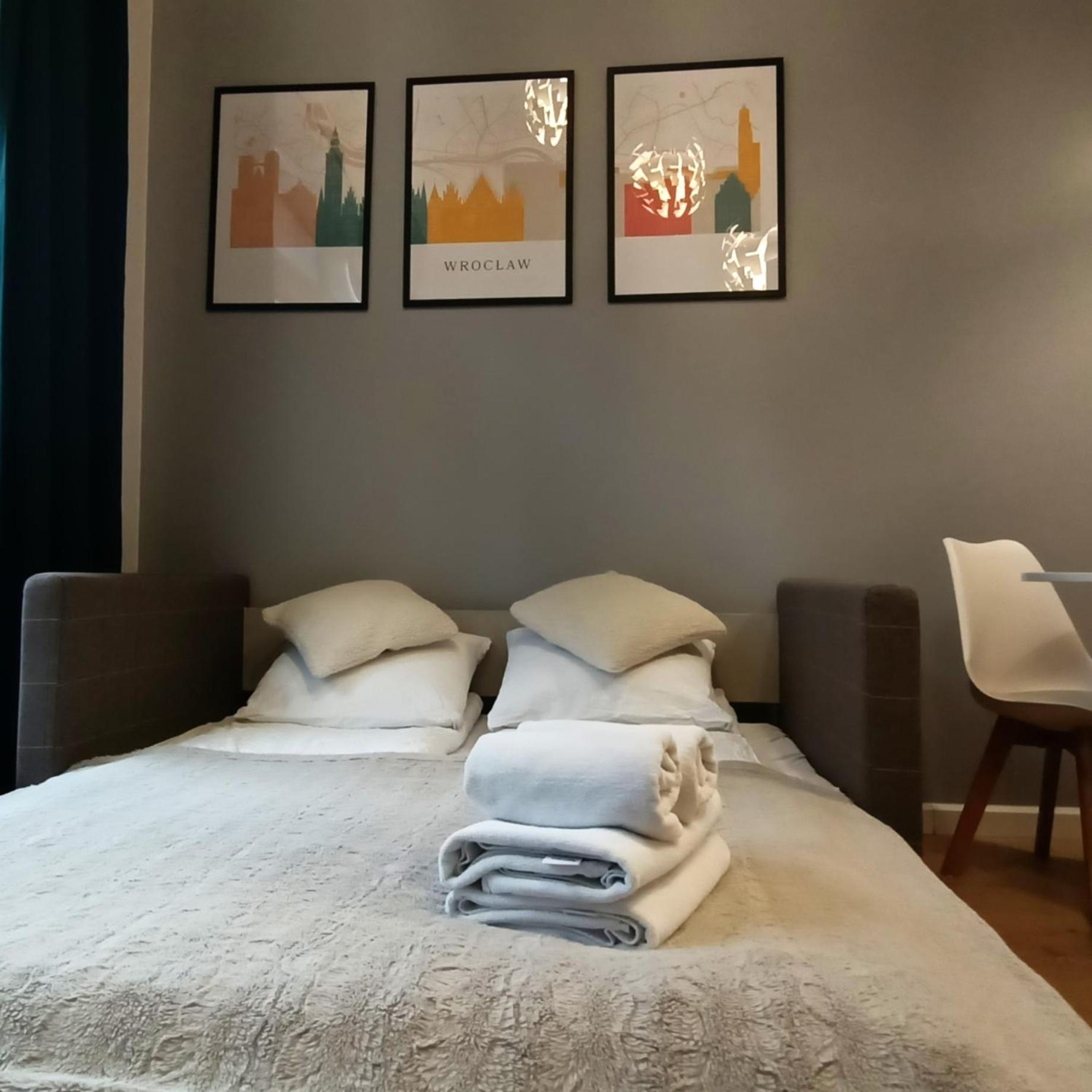Droinvest Apartament Zarembowicza 33 Wroclaw Lotnisko Airport Exterior photo